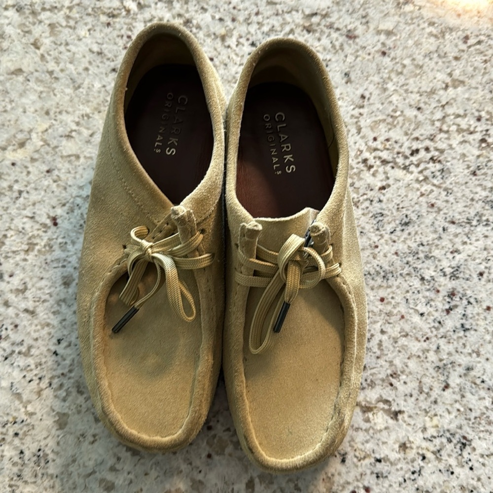 Women’s Clarks Wallabees